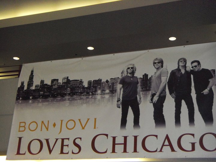 Bon Jovi Loves Chicago
