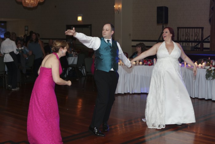 hilarious professional wedding photos: Dancing to Time After Time from Romy and Michelle's High School Reunion